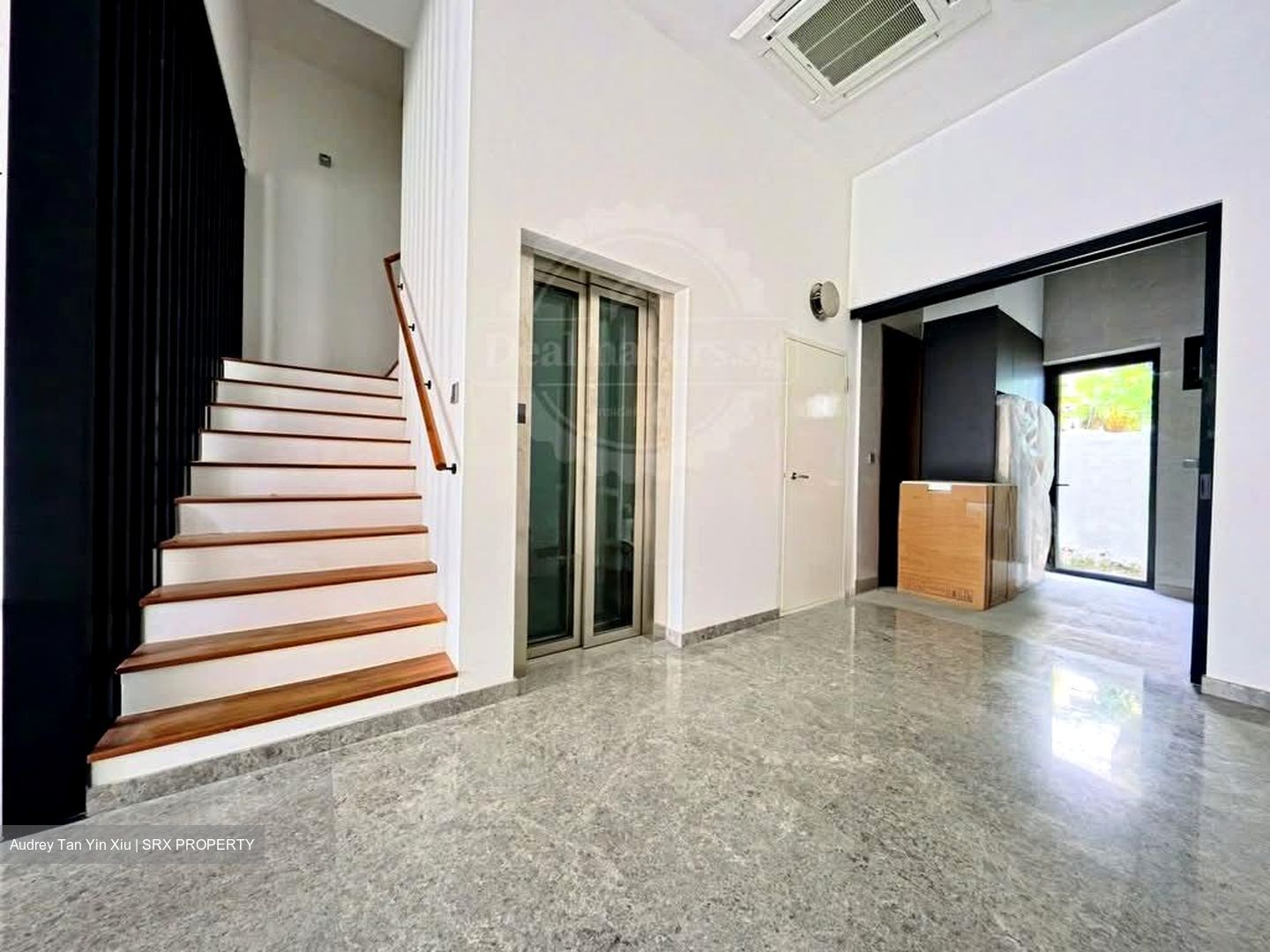 Joo Chiat Place (D15), Terrace #618861721